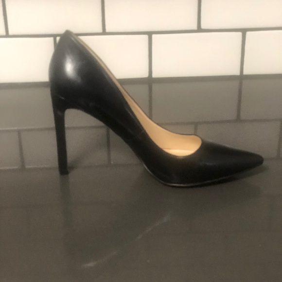 Nine West Black Pump - Picture 4 of 5